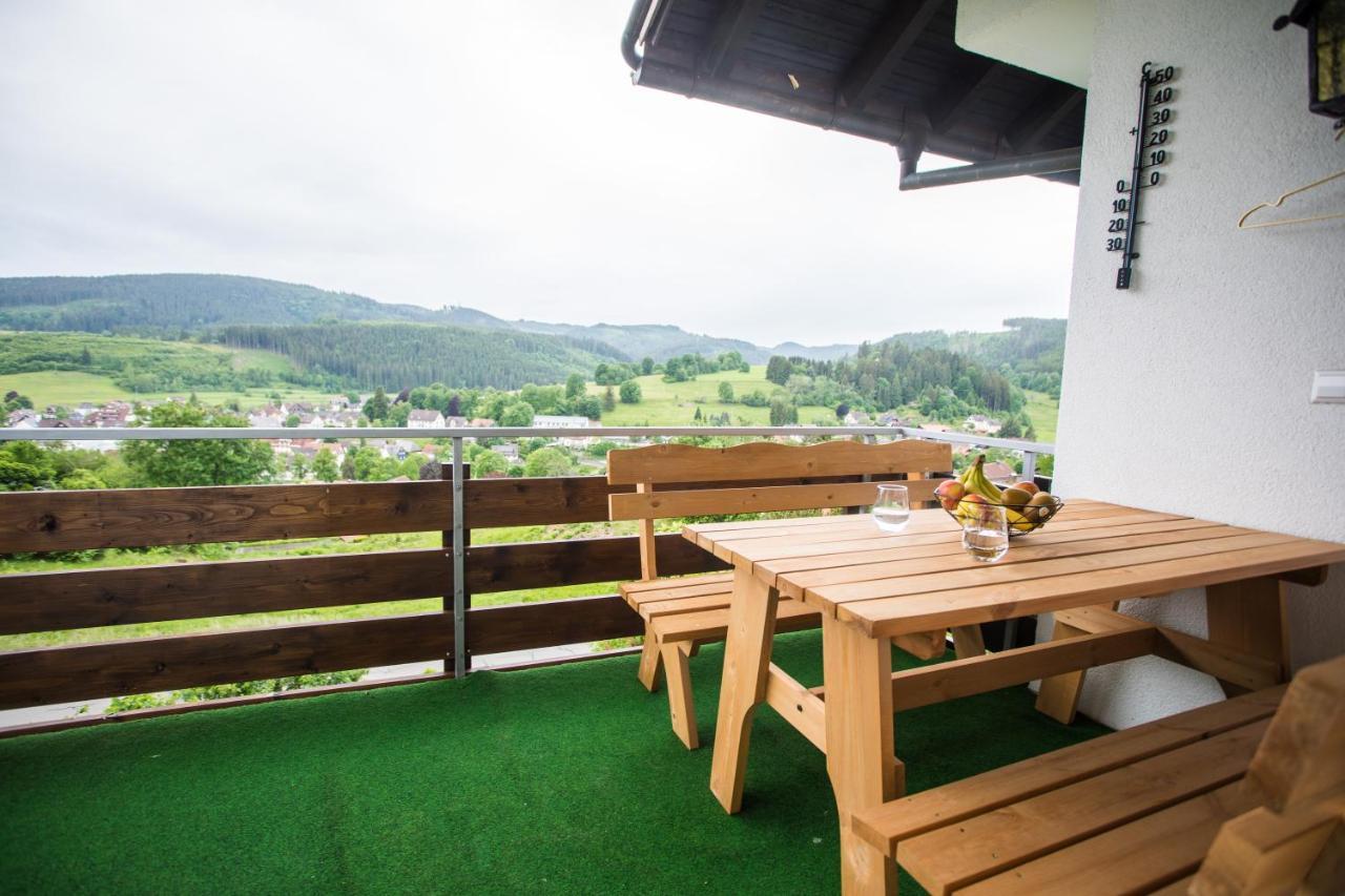 Ferienwohnung Auszeit im Schwarzwald Lenzkirch Exterior foto